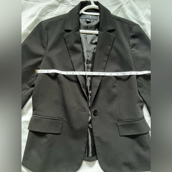 Forever 21 Black blazer - Picture 6 of 9